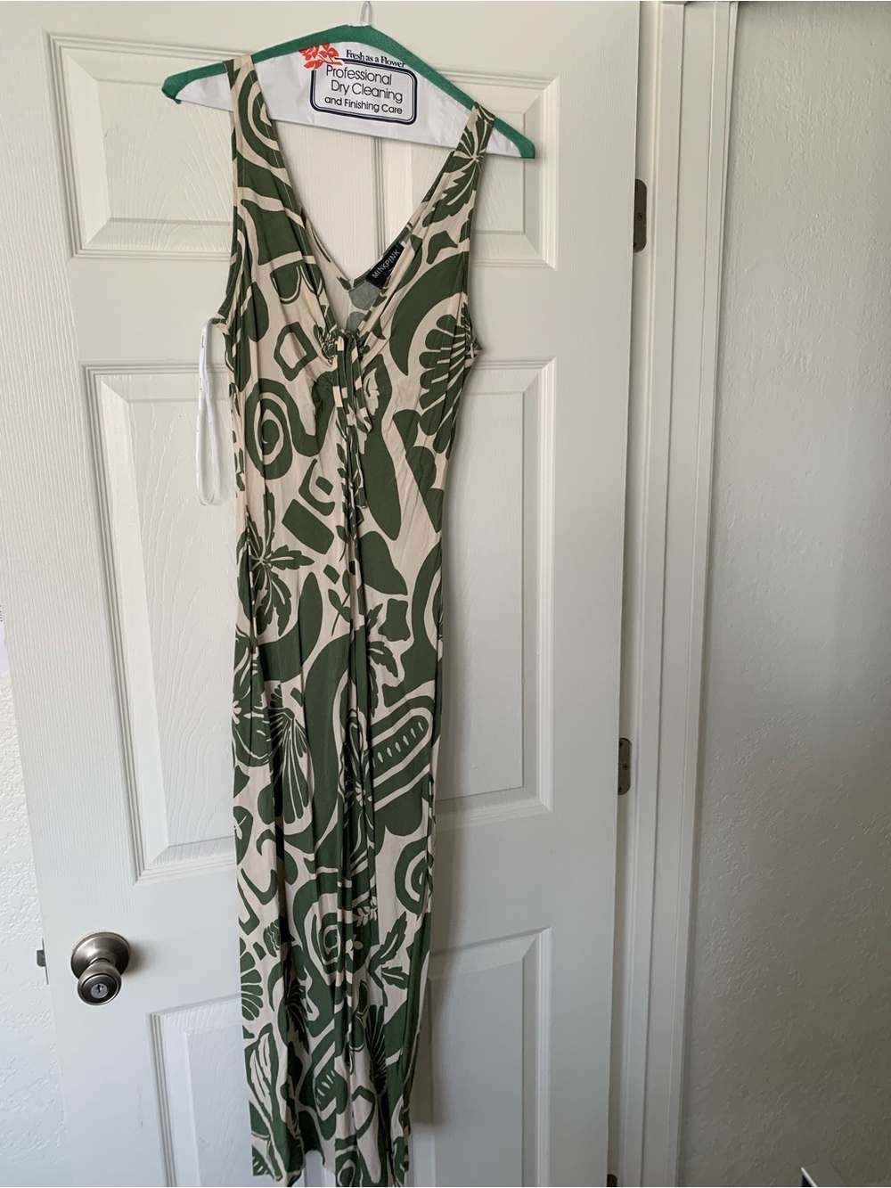 MINKPINK Amos Keyhole Midi Dress